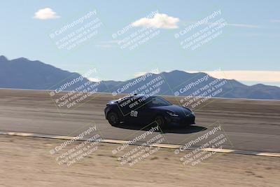 media/Jan-04-2026-SCCA SD (Sun) [[defc442887]]/4-Novice Group/Session 2 Bowl Speed Pans/